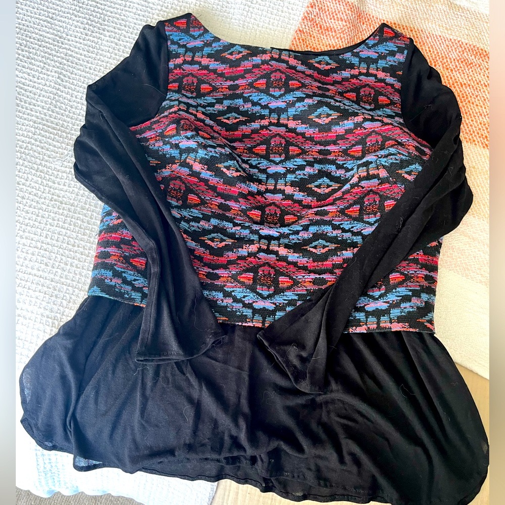 Unique top